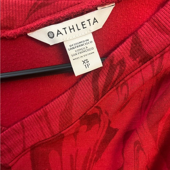 Athleta Textured V-Neck Long Sleeve Top in Deep Red Fits like Small - Picture 9 of 10